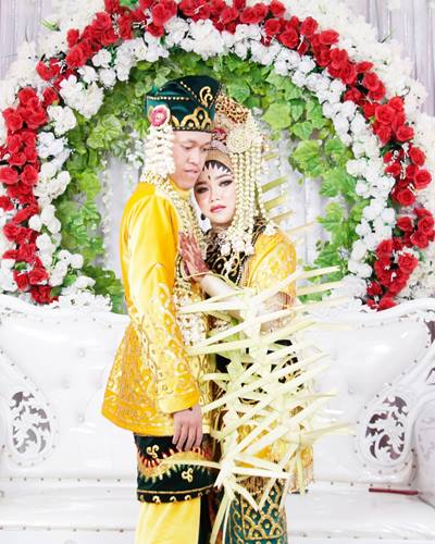 DEKORASI WEDDING LENGKAP