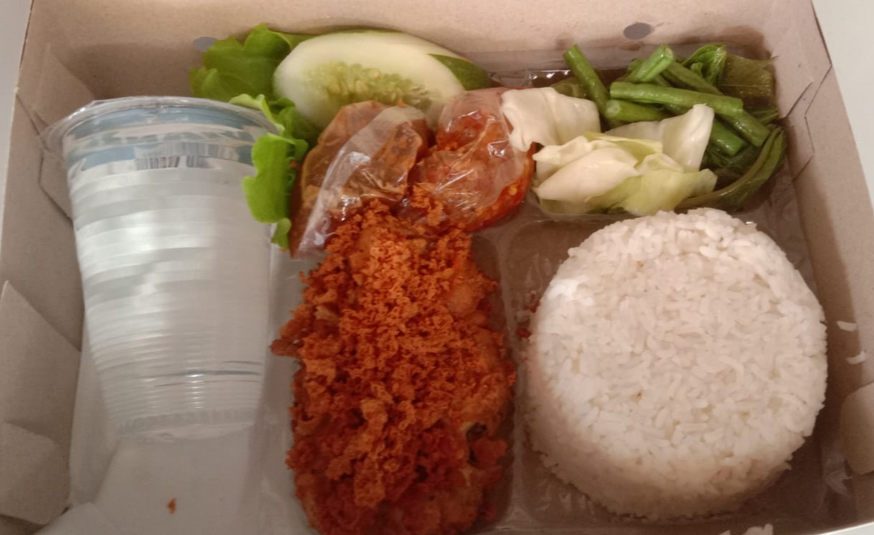 Paket Nasi Kotak Ayam Kremes