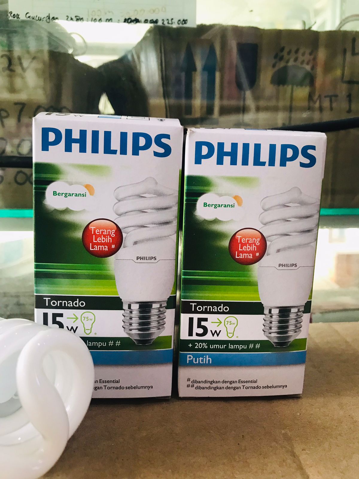 LAMPU PHILIPS TORNADO 15W