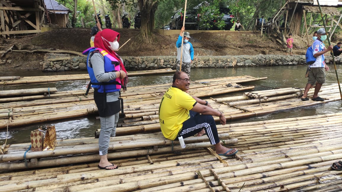 Rakit Bambu/Lanting/Bamboo Rafting