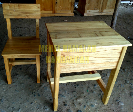 1 SET MEJA + KURSI MURID