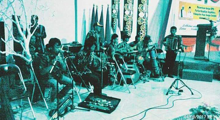 MUSIK TRADISONAL HSS  "MUSIK SULING MUSTIKA"