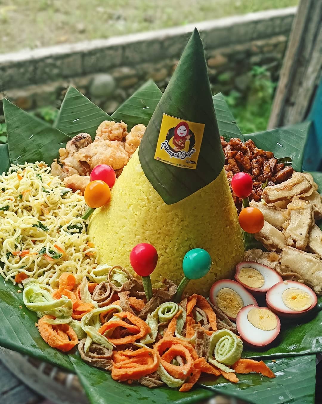 Nasi Tumpeng