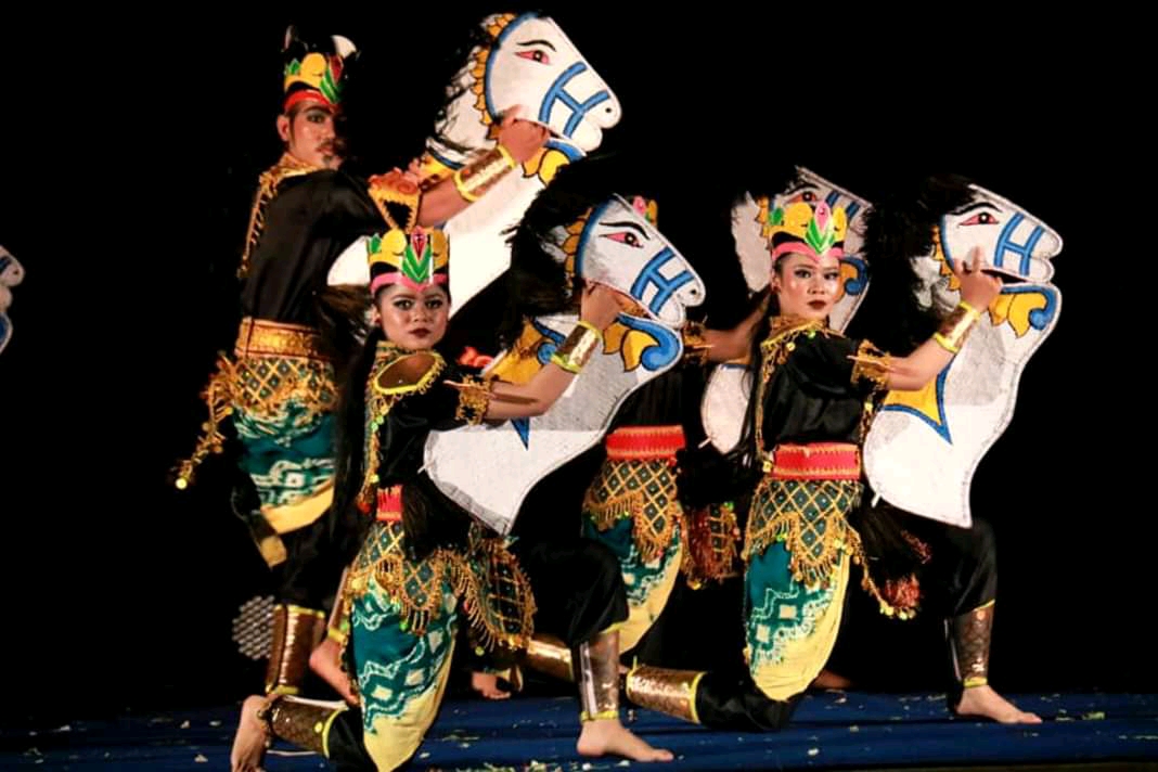 TARI PRAJURIT BAKUDA GIPANG (LIVE MUSIK)