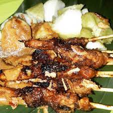 Lontong + Sate