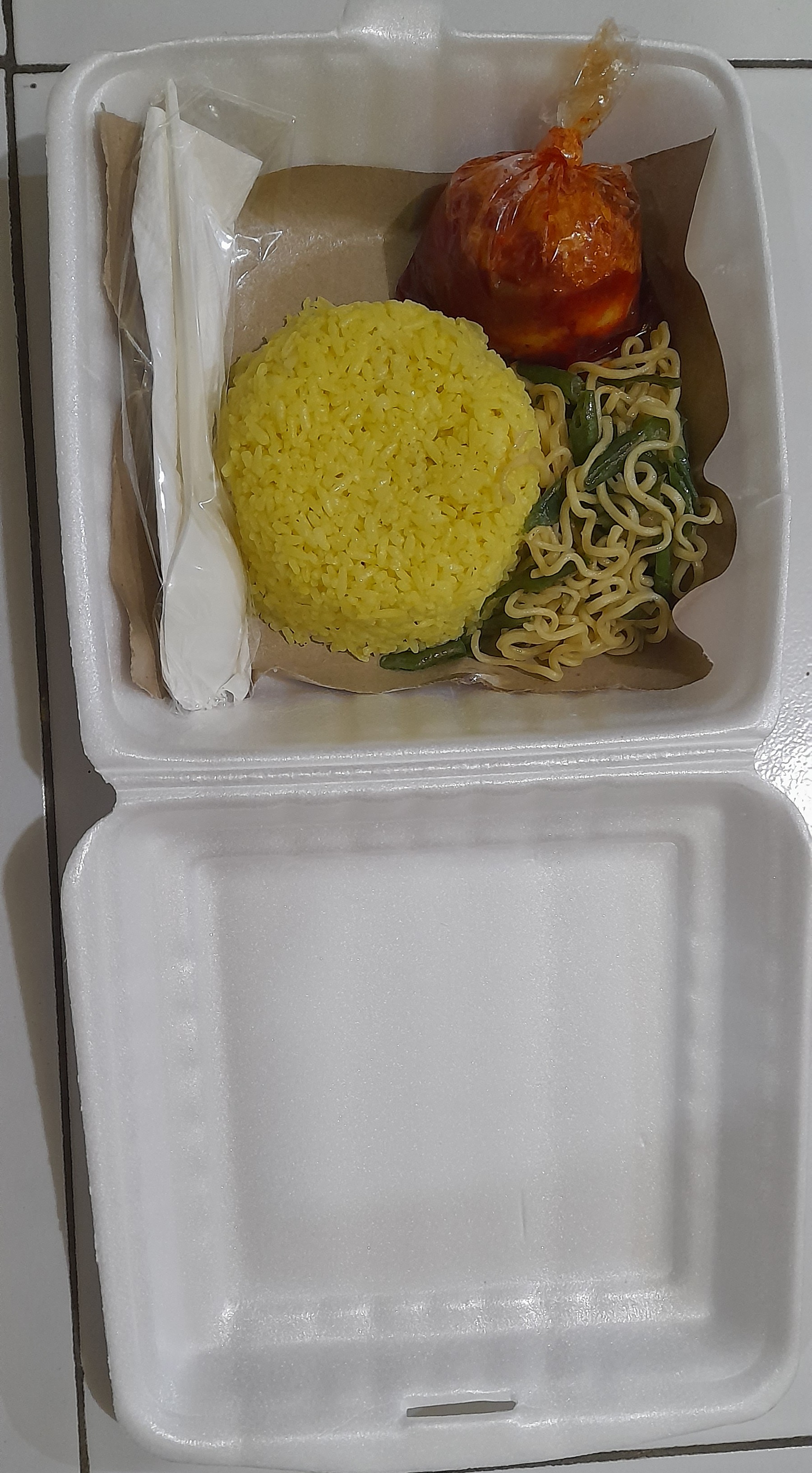 Nasi Kotak Nasi Kuning