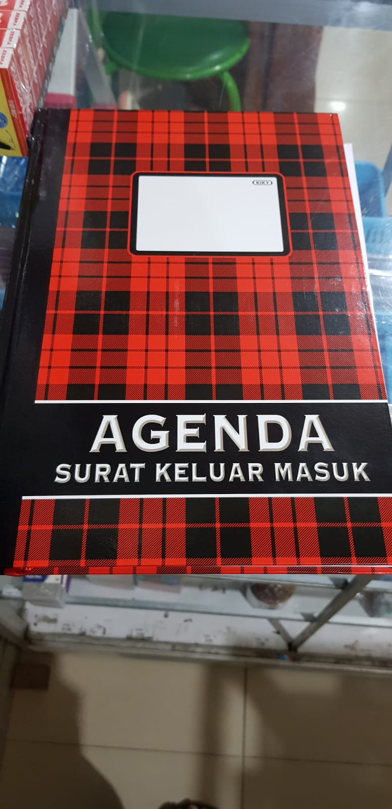 Buku agenda surat keluar masuk