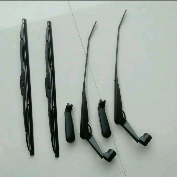 WIPER KACA MOBIL