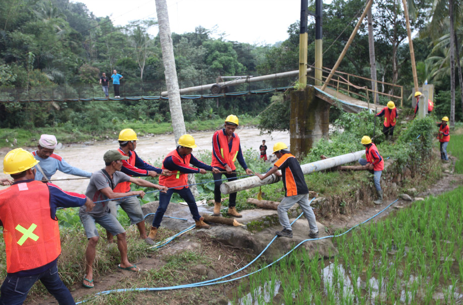 Jasa Pemasangan tiang listrik