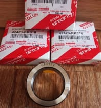 PELANTAK BEARING HILUX