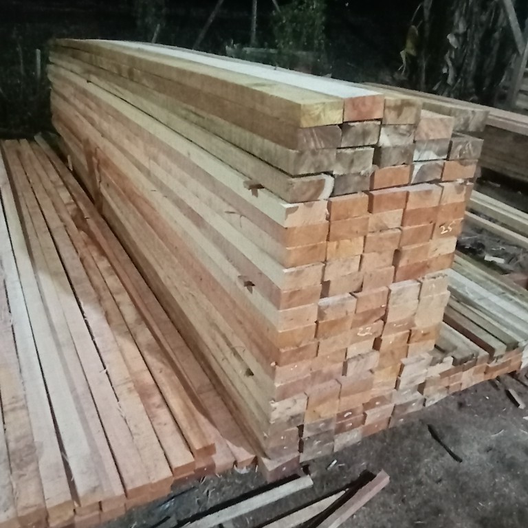 Balok kayu 5x5