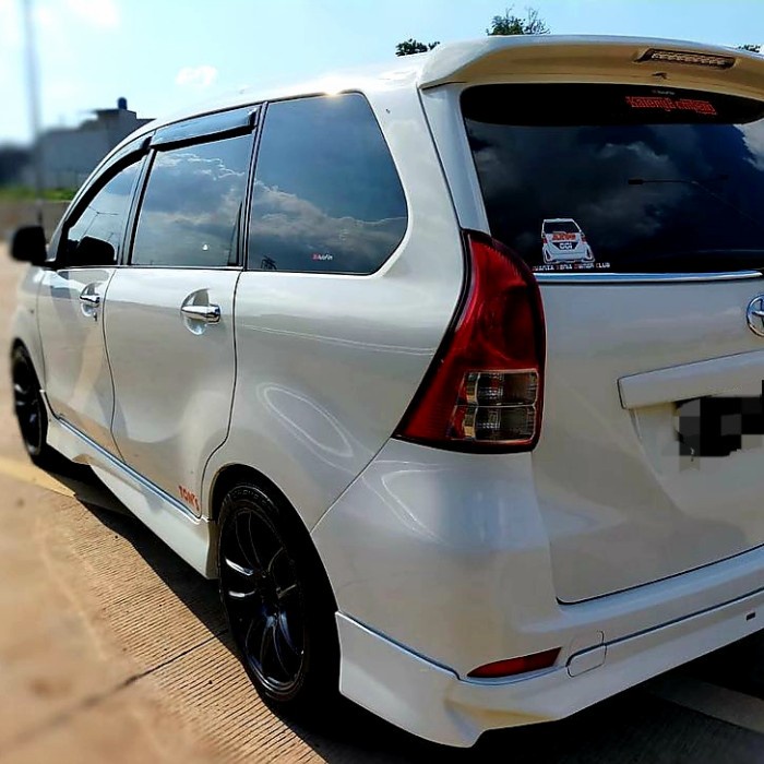 Deco bimper  depan dan belakang  avanza