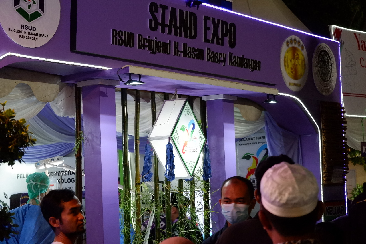 Pembuatan Stand dan Dekorasi