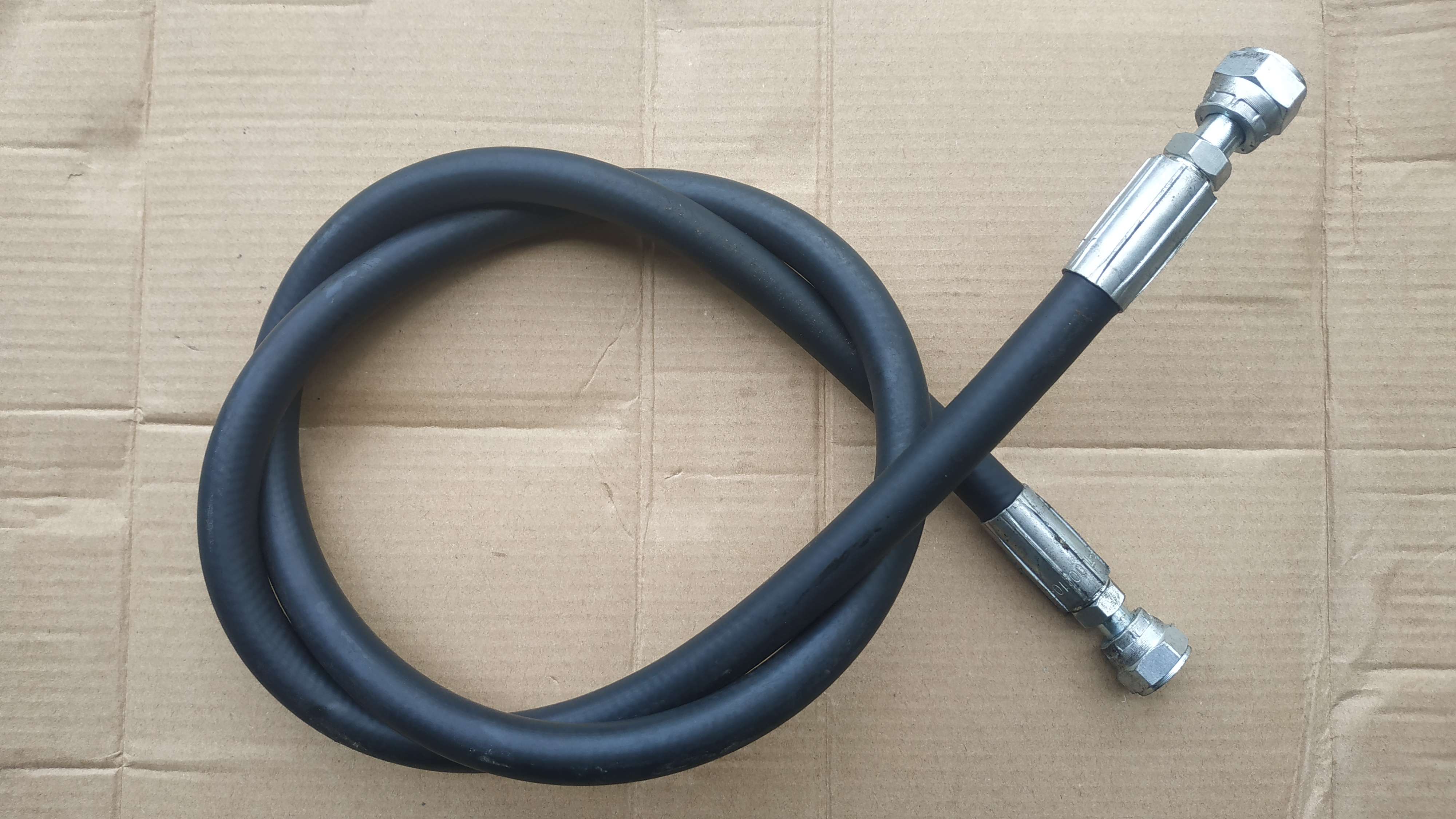 Hose Assy 1/4" x 120cm