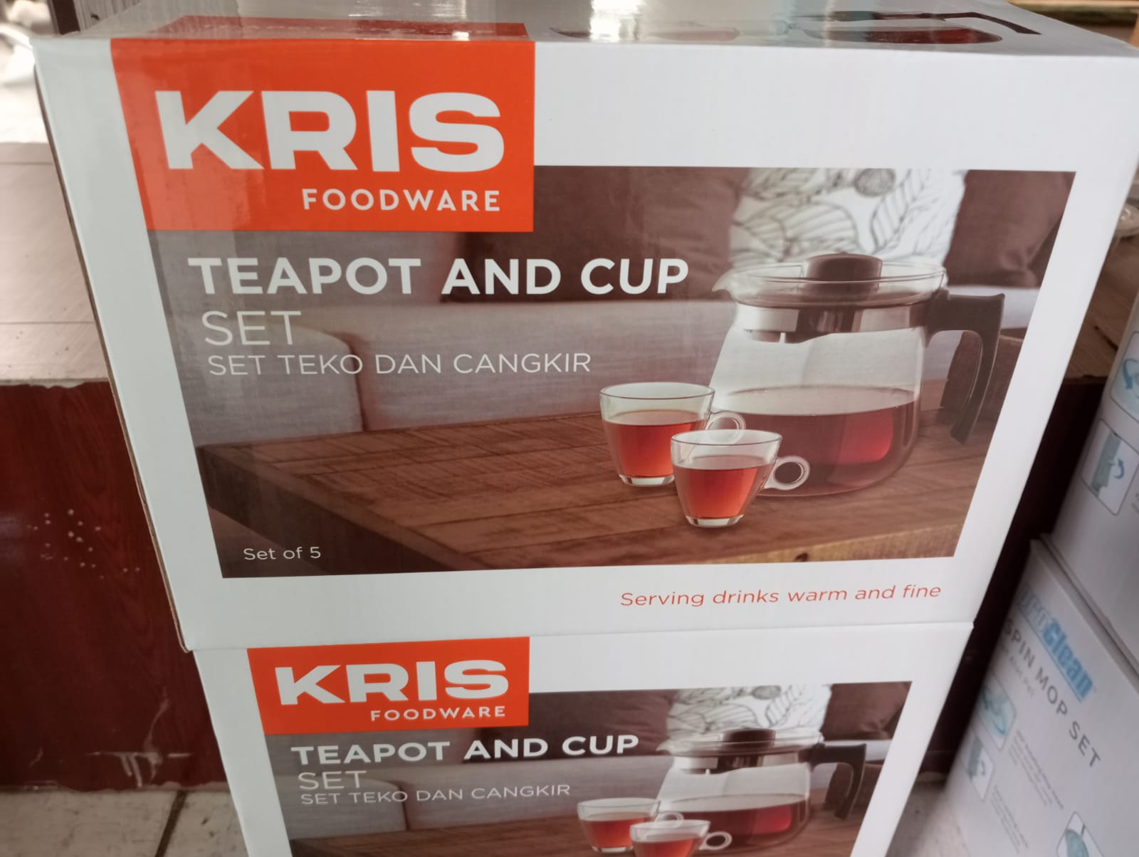 Teaput and Cup