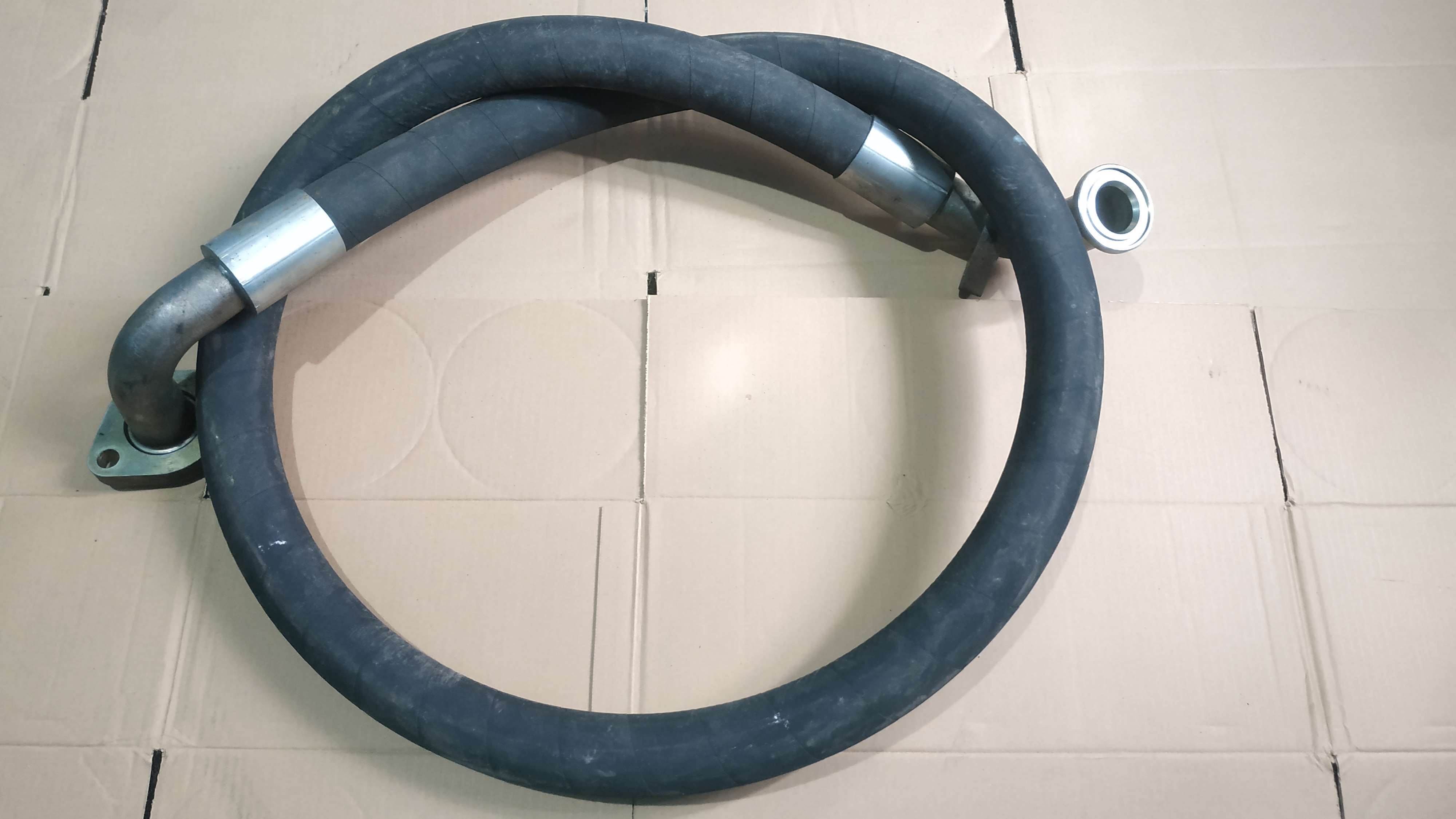 Hose Assy 1,5 Inchi x 244 cm