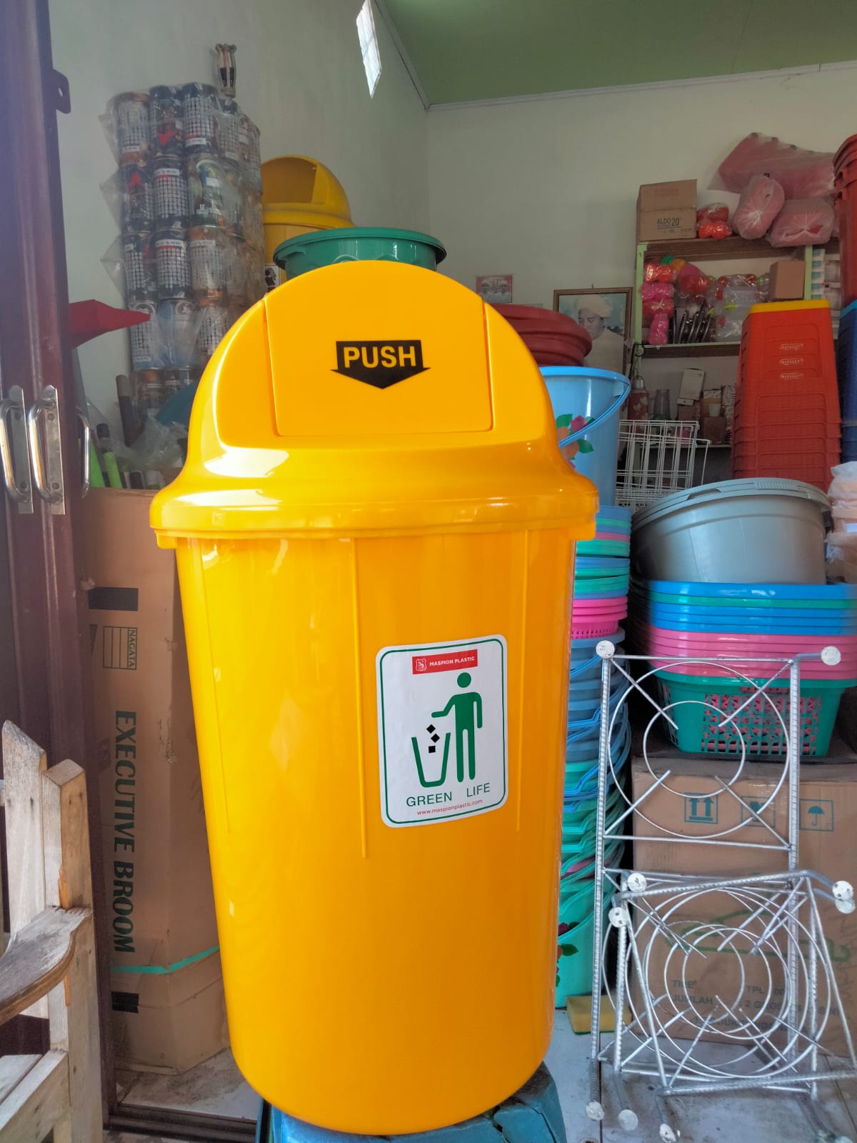 Tong sampah maspion T320 Apolo dustbin 60 liter