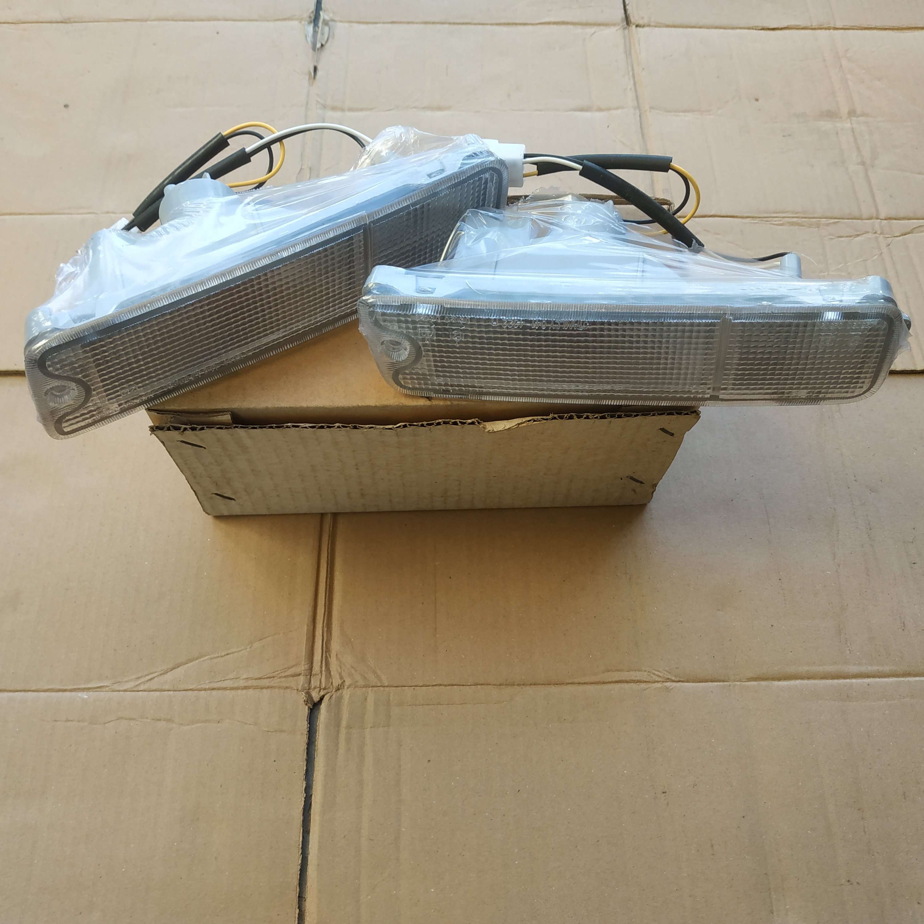 Lampu Bumper Depan L200