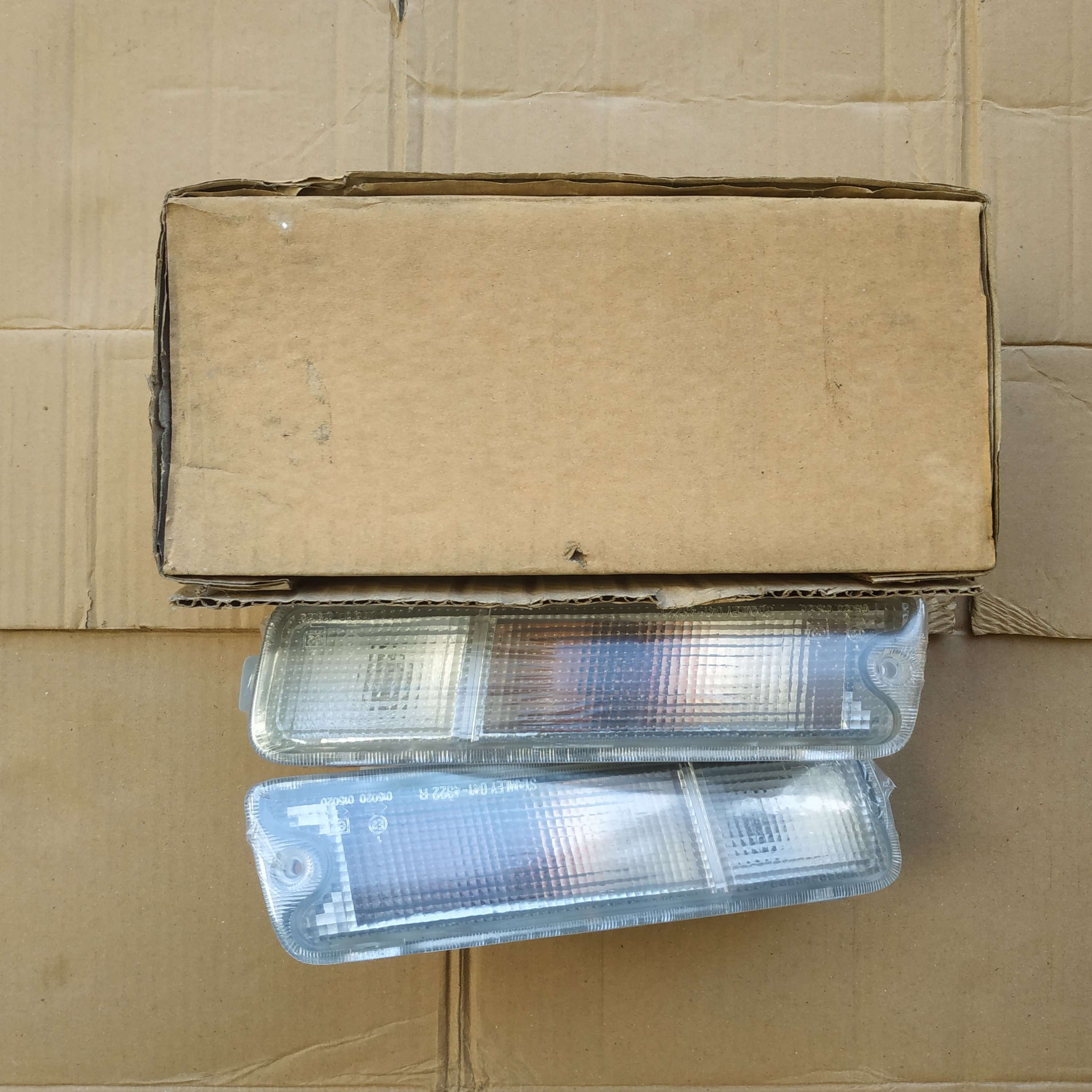 Lampu Bumper Depan L200