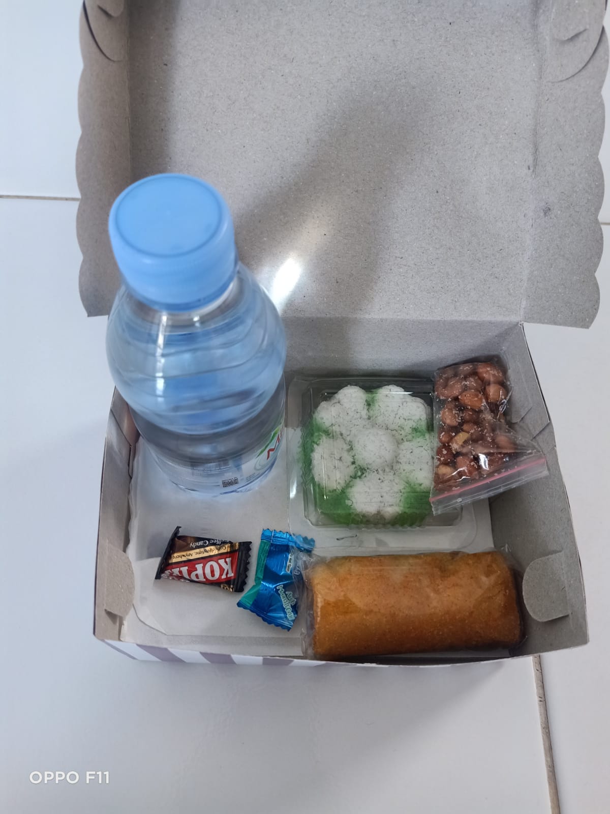 snack kotak