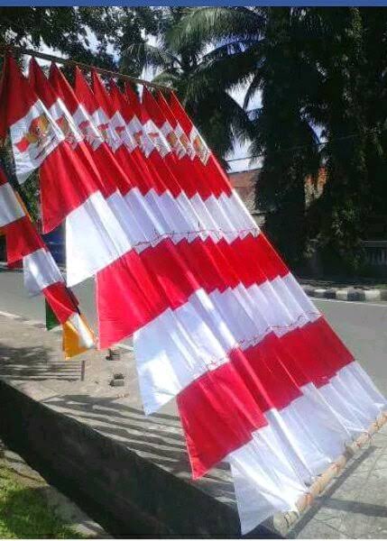 Bendera umbul merah putih