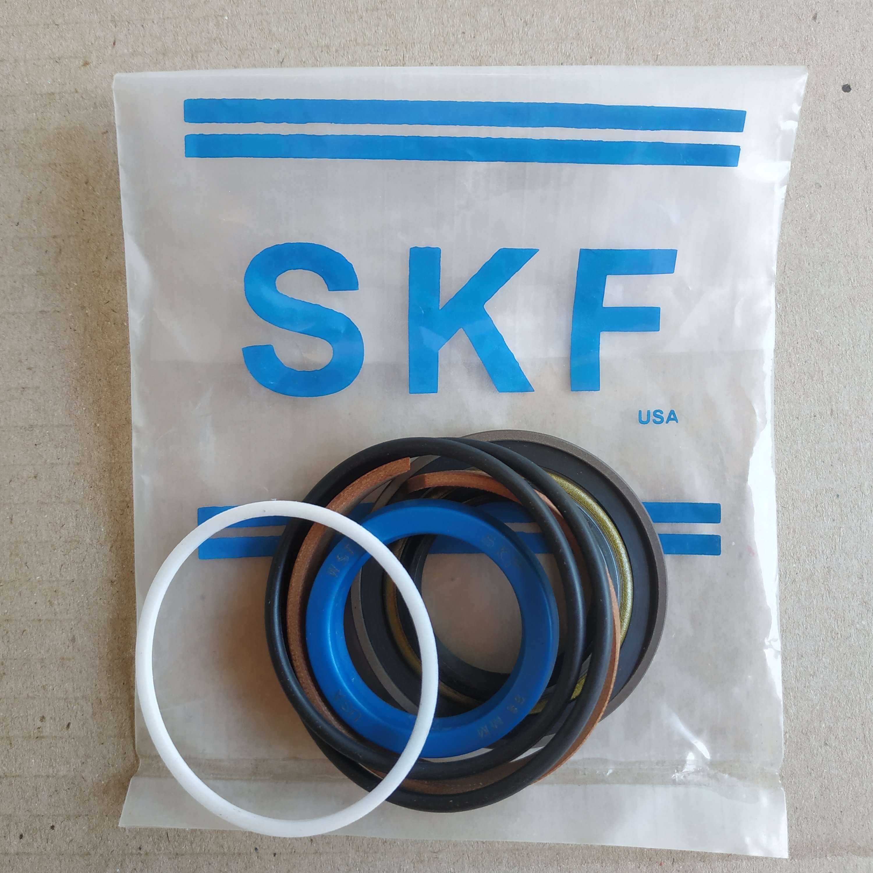 Seal Kit Blade Lift Cylinder GD313 SKF