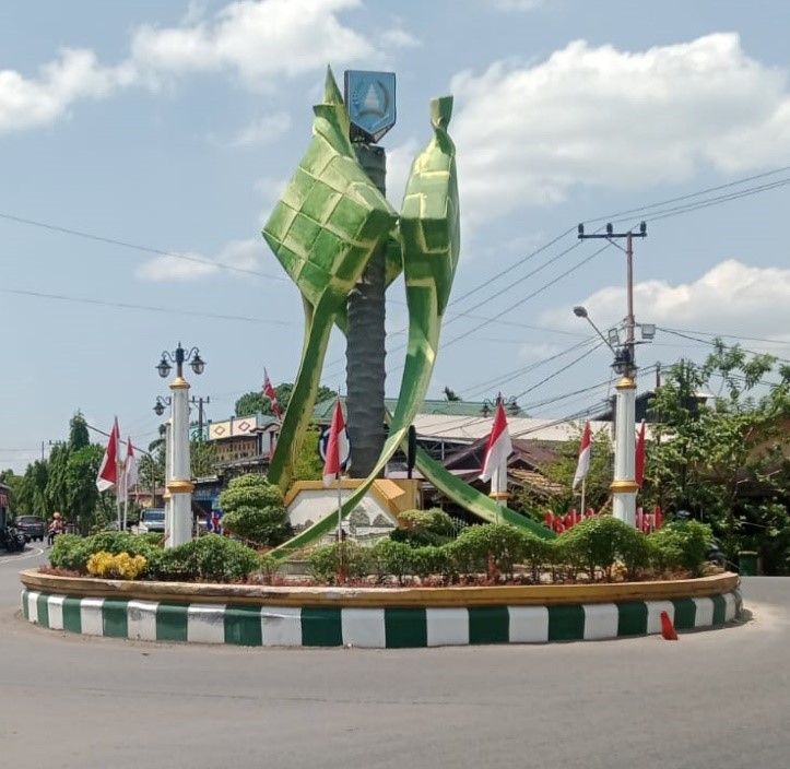 Perbaikan Bundaran Ketupat