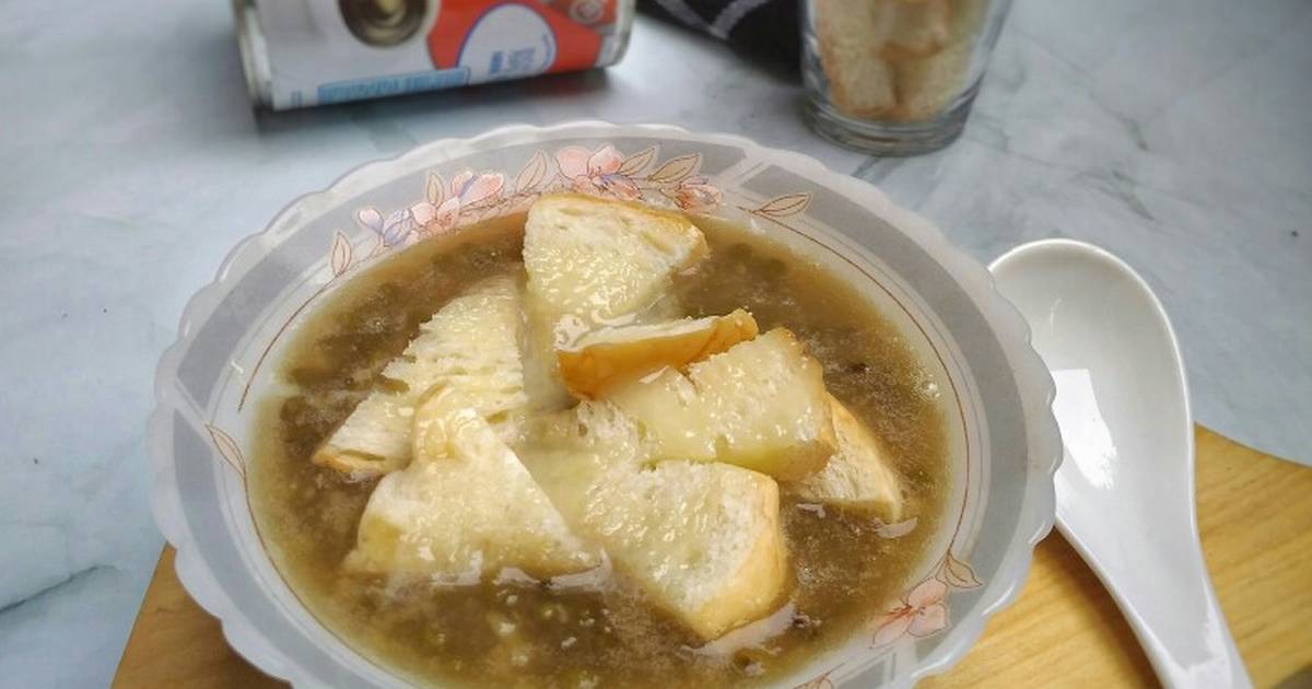 Bubur Kacang Hijau dan Roti