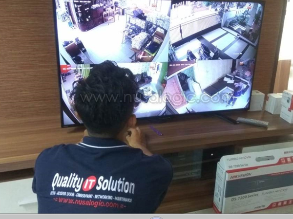 Pemasangan dan Instalasi Kamera CCTV	