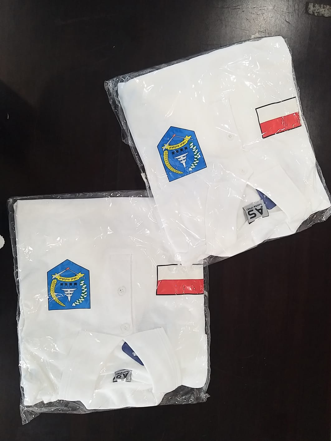 SETELAN BAJU OLAHRAGA 