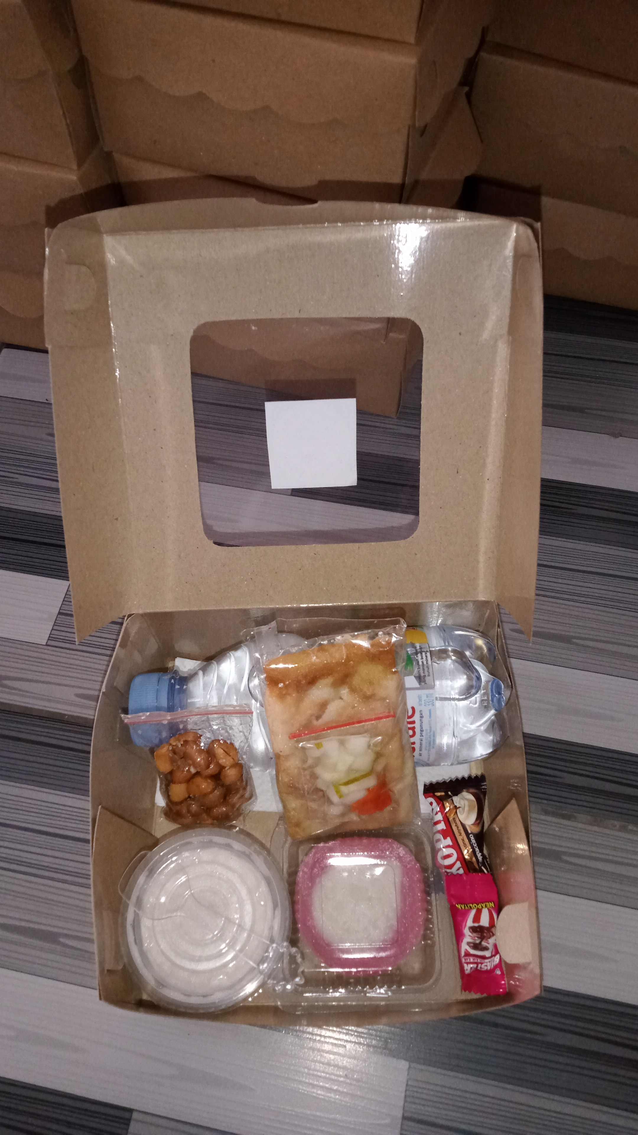 Snack box