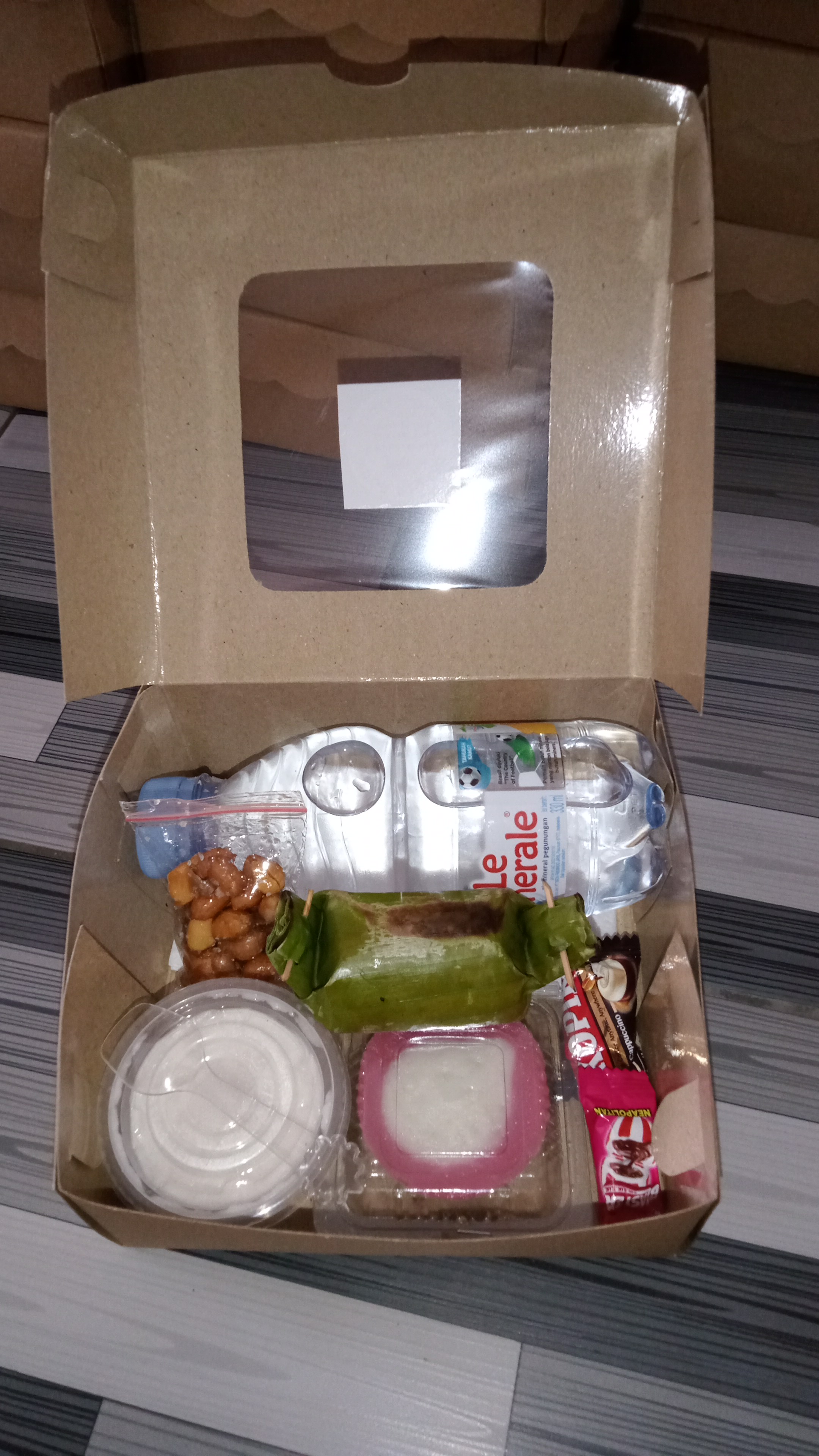 Snack box