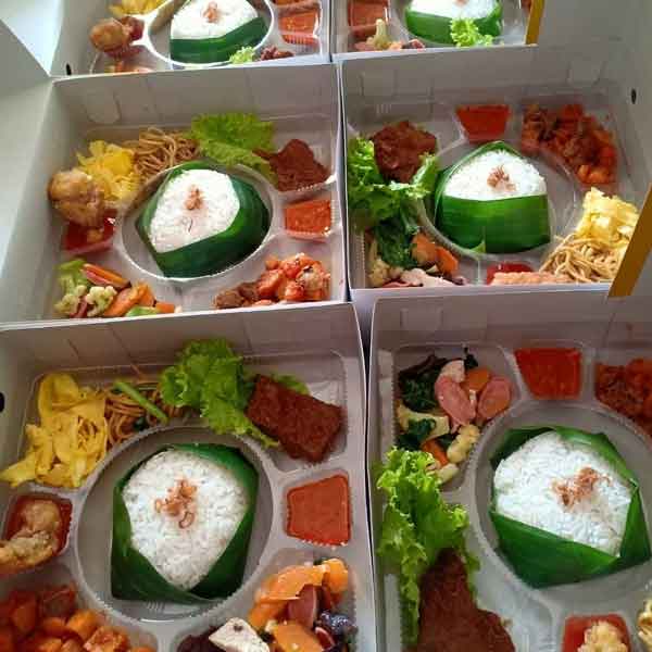 PAKET MAKAN LENGKAP 01