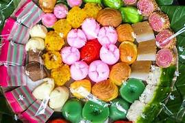 PAKET KUE KUE DAN MINUMAN TRADISIONAL UNTUK BAZAR UMKM