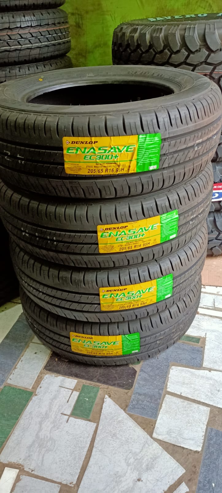 Ban 205/65 R16 Dunlop Enasave