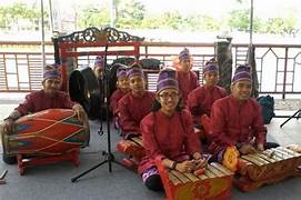 SEWA ALAT MUSIK TRADISIONAL/GAMELAN BANJAR