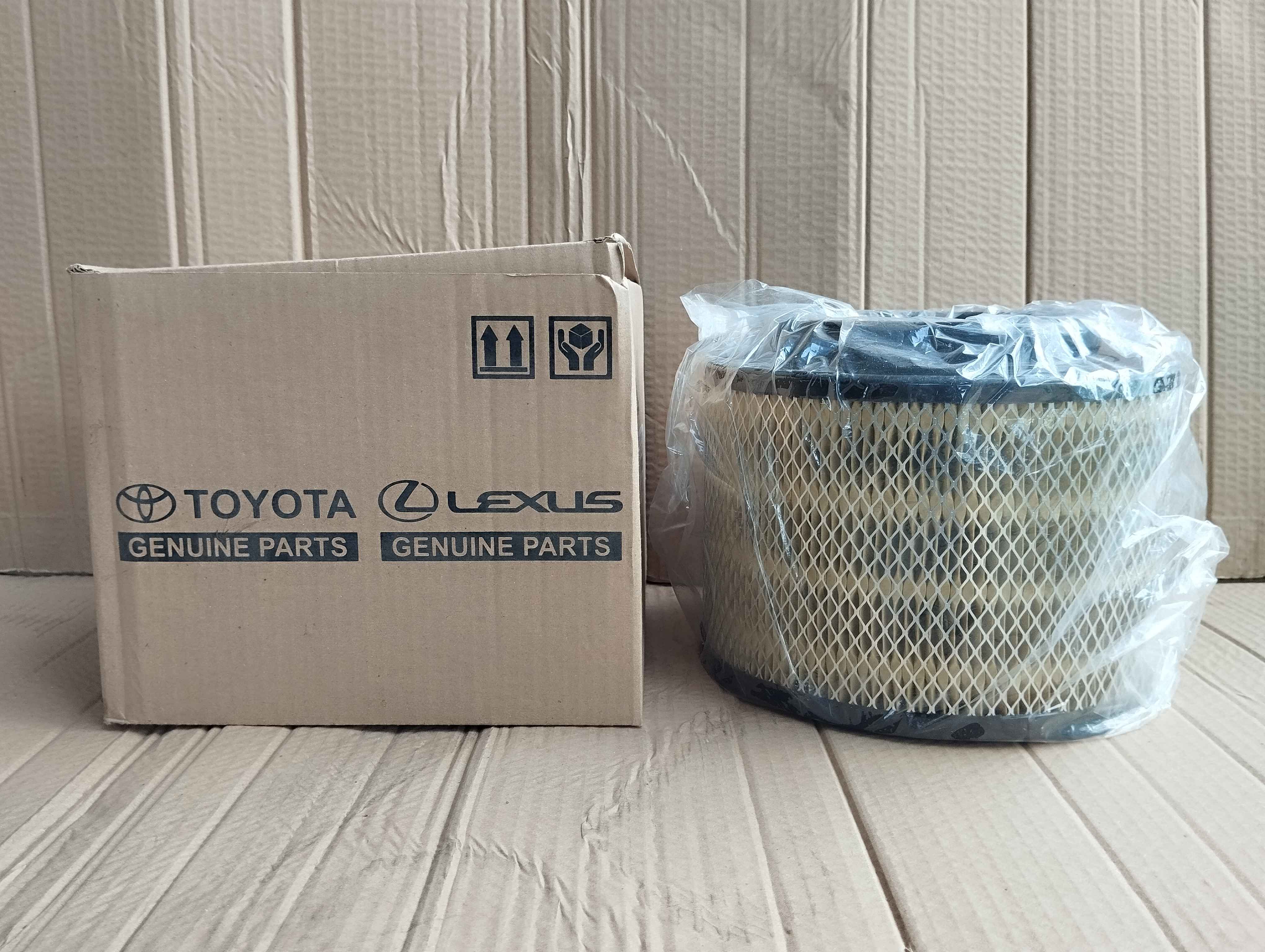 Filter Udara Hilux Genuine