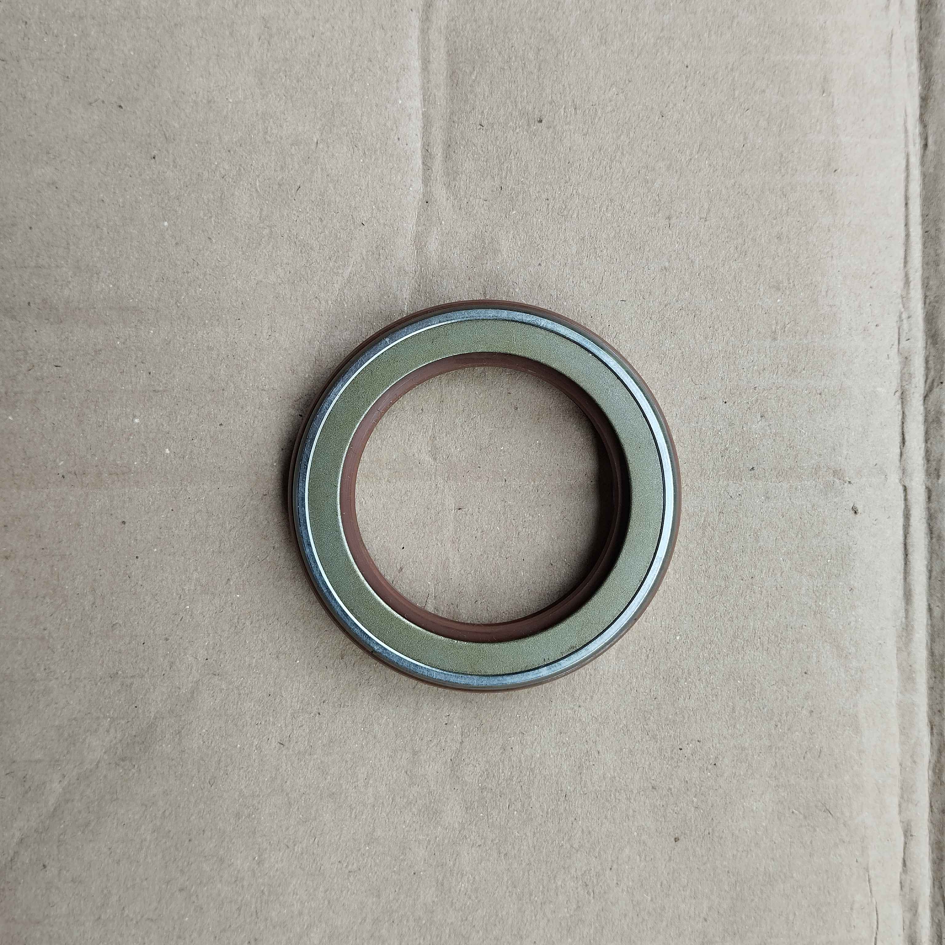 Oil Seal Final Drive D39PX