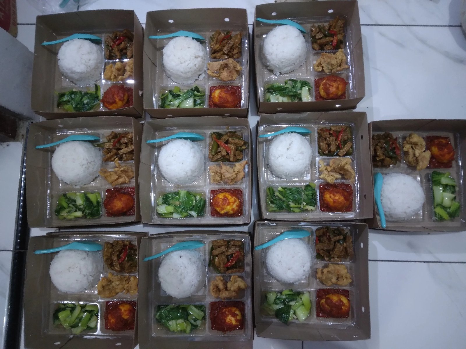 PAKET MAKAN 05