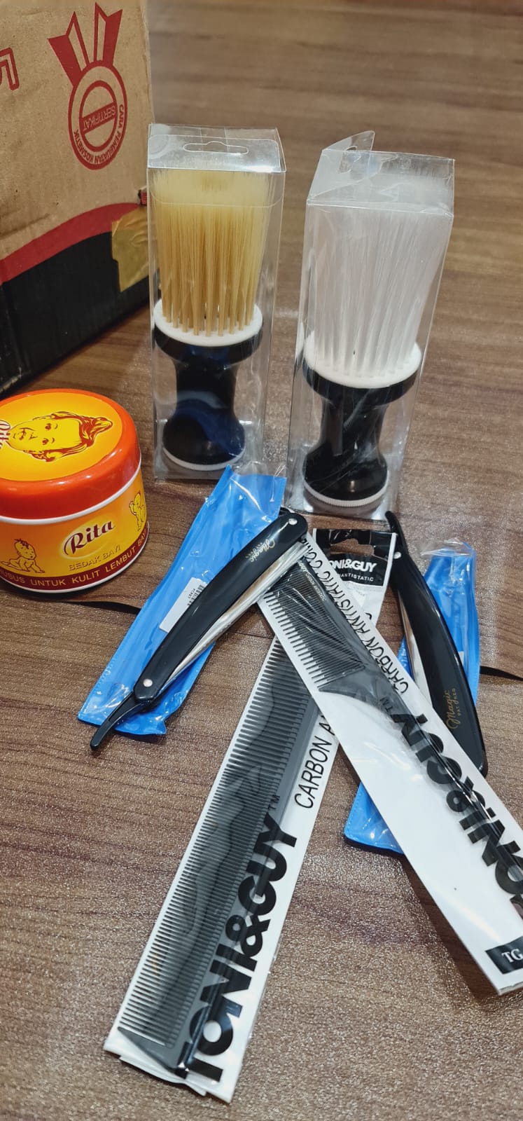 Sisir mencukur 