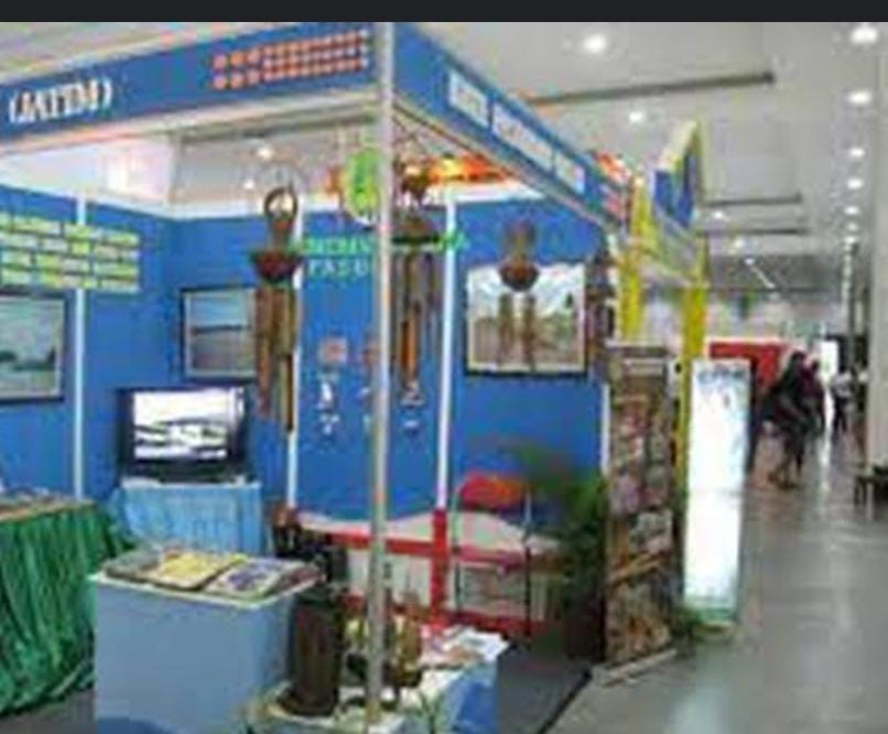 Bahan dekor kontruksi bangunan/stand pameran Kandangan Expo