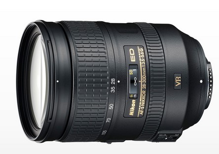 Nikon AF-S 28-300mm/F3