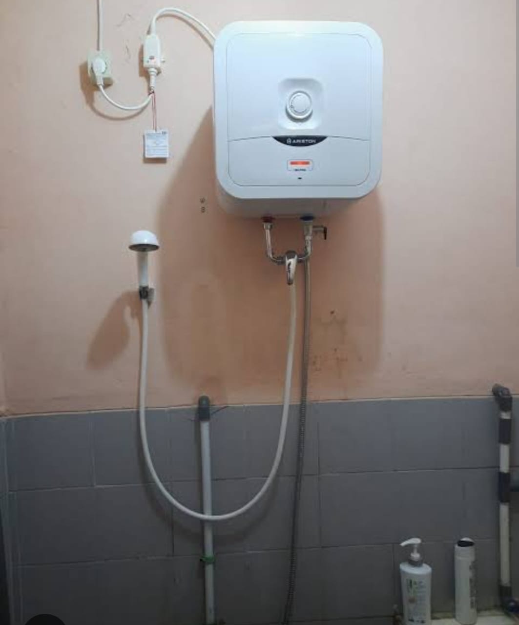 PEMASANGAN WATER HEATER