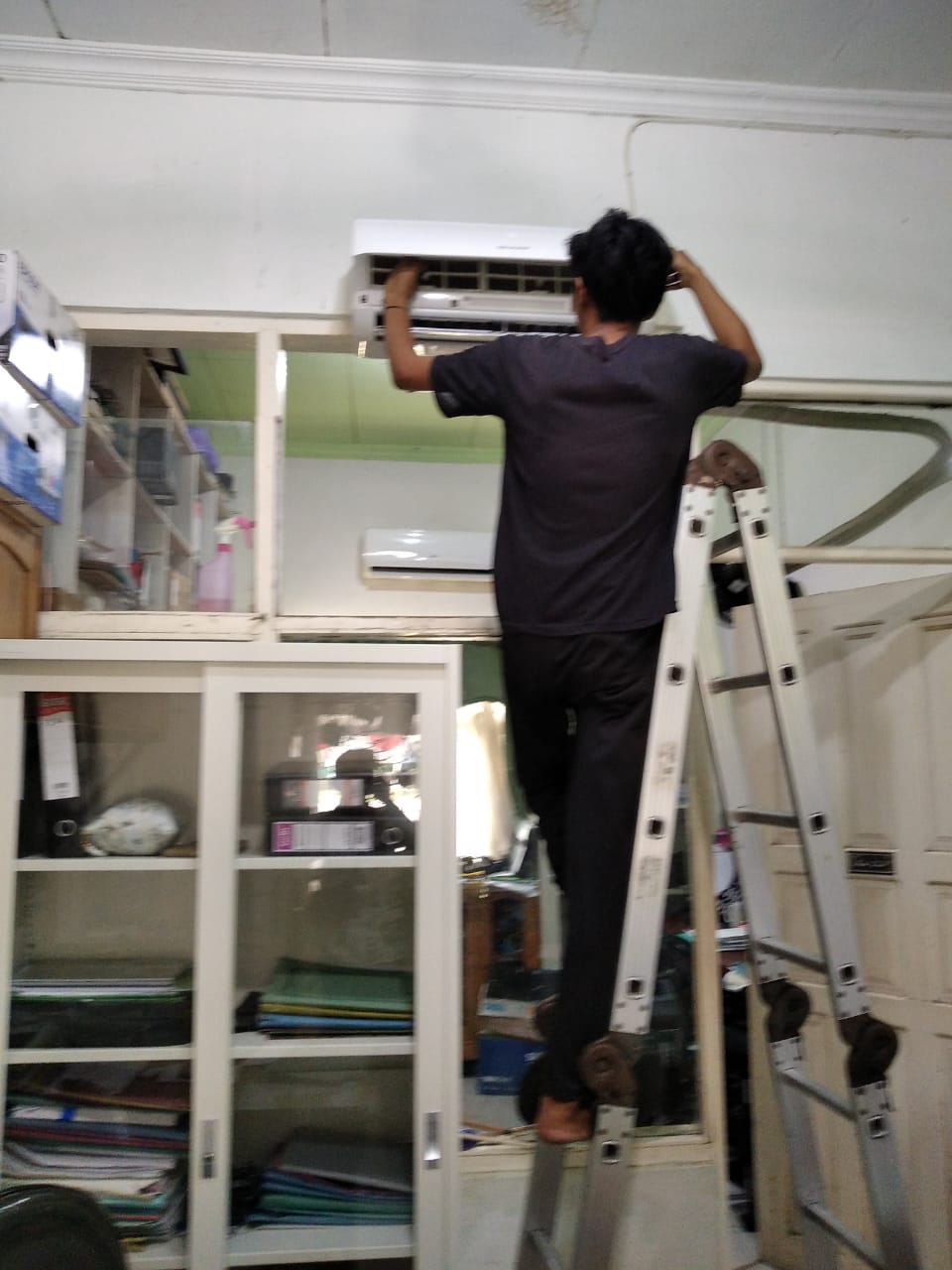 Service AC reparasi 