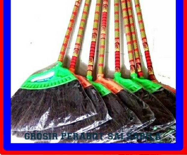 sapu ijuk gagang panjang