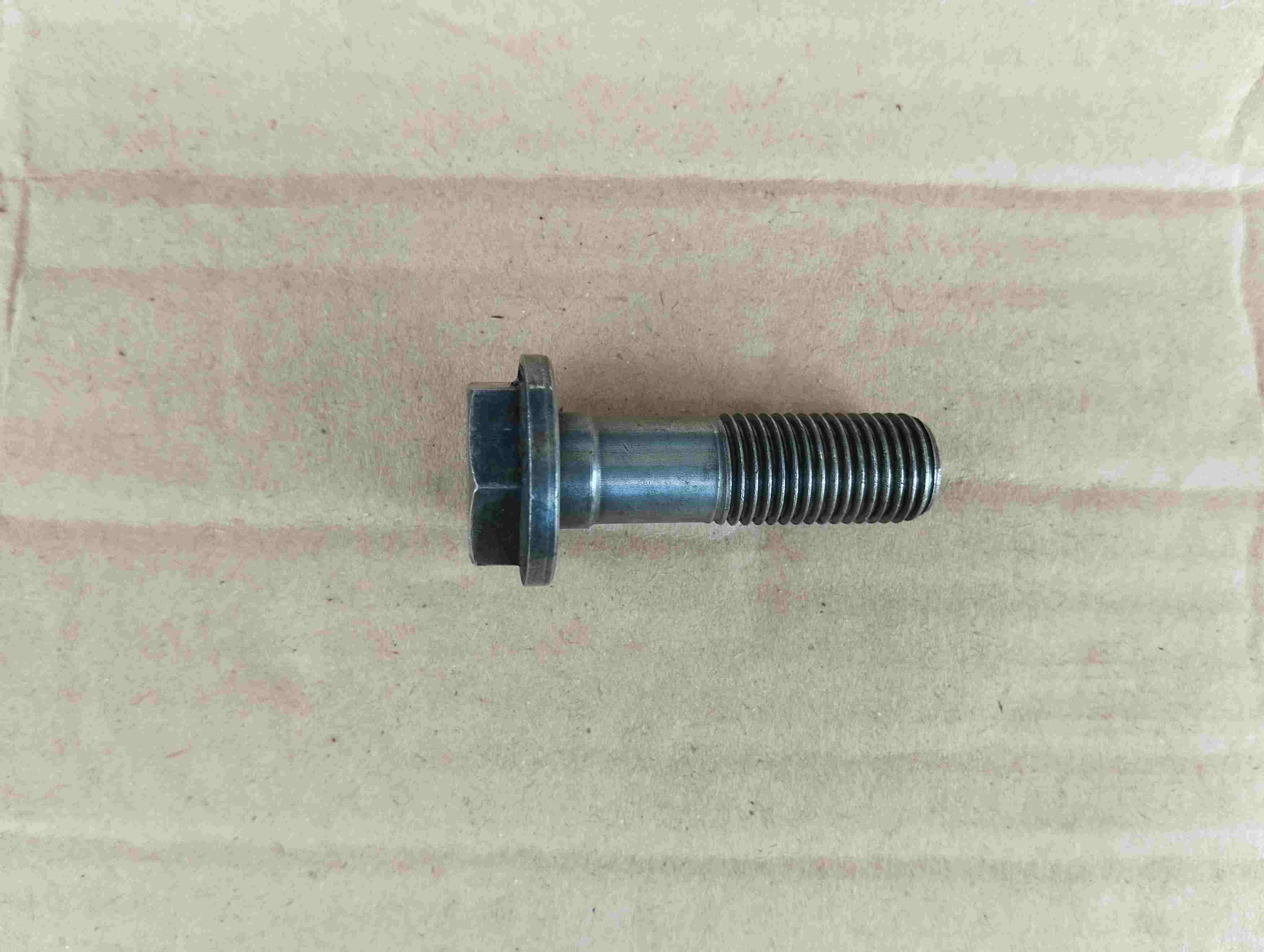 Baut Flywheel Hilux Genuine