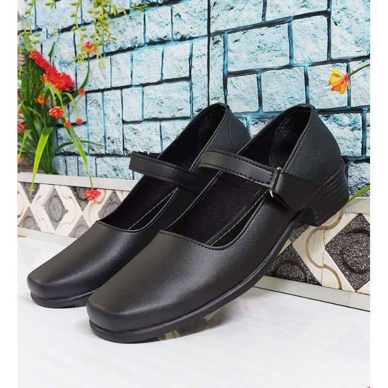 Sepatu Pantofel