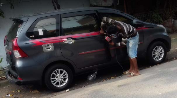 Jasa Wrapping full body mobil 
