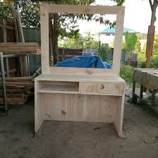 MEJA CERMIN CUKUR