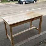 MEJA KAYU